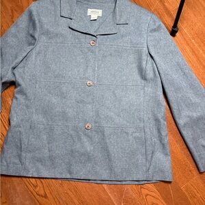 Woman’s Button-down Blazer